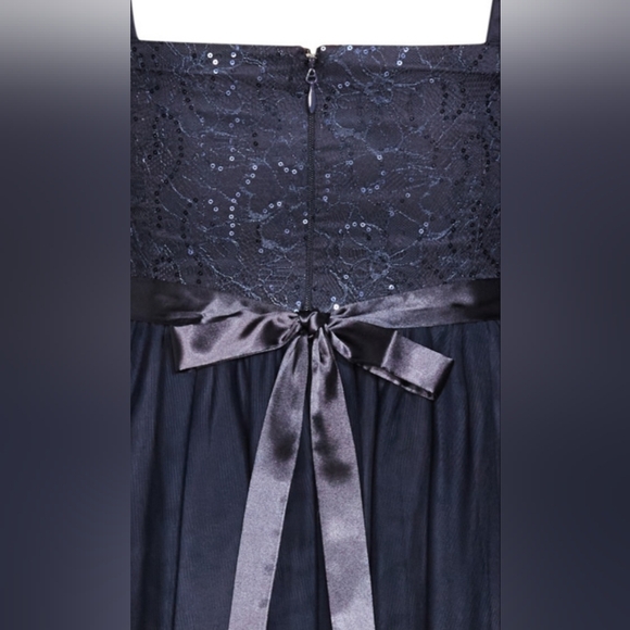 NWT City Chic Sequined Dark Navy Blue Dress Size L (20) - Picture 6 of 10